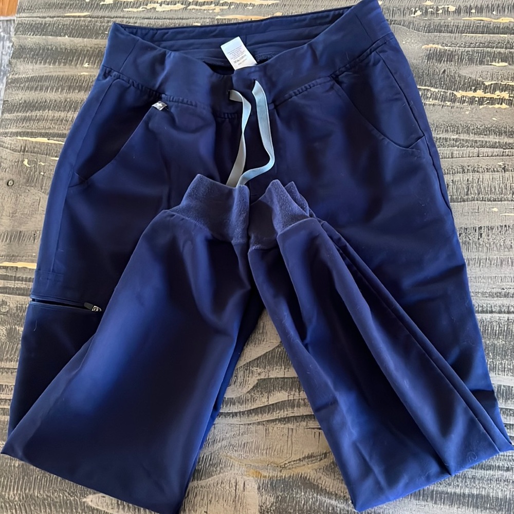 Figs scrub bottoms Navy Blue XS/P